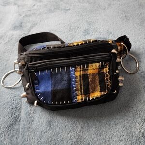 DIY Blue & Yellow Plaid Punk Fannypack
